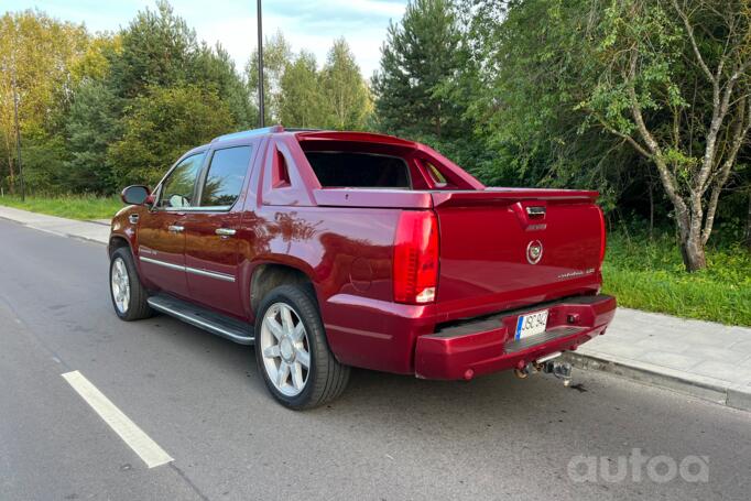 Cadillac Escalade 3 generation SUV