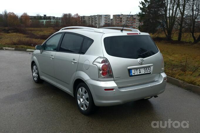 Toyota Corolla Verso 1 generation [restyling] -2 generation