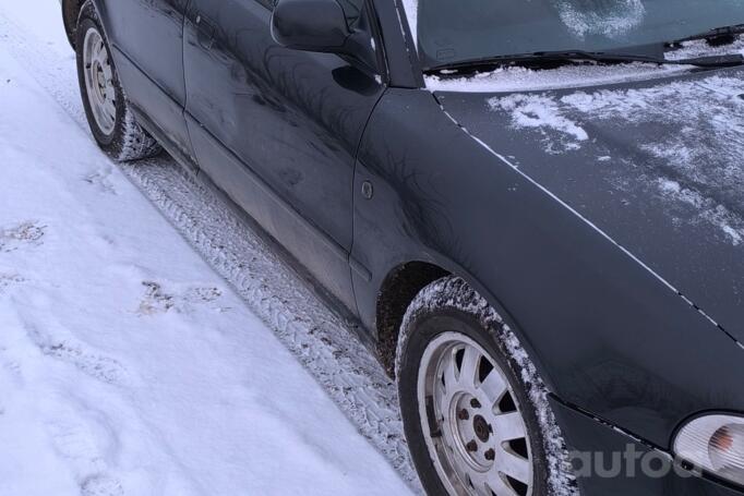 Audi A4 B5 Avant wagon 5-doors