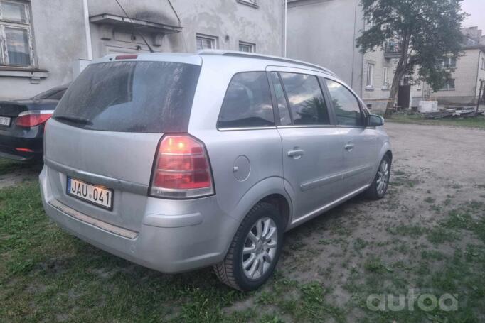 Opel Zafira B Minivan 5-doors