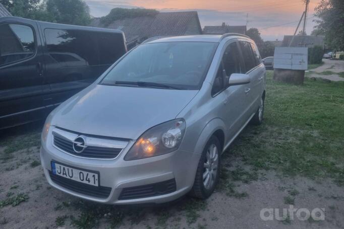 Opel Zafira B Minivan 5-doors