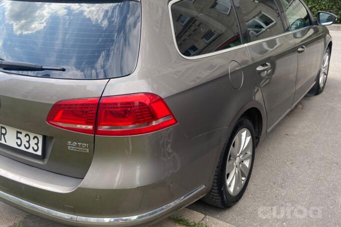 Volkswagen Passat B7 Variant Alltrack wagon 5-doors