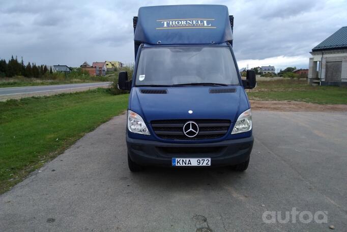 Mercedes-Benz Sprinter Second generation