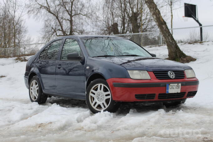 Volkswagen Bora 1 generation Sedan