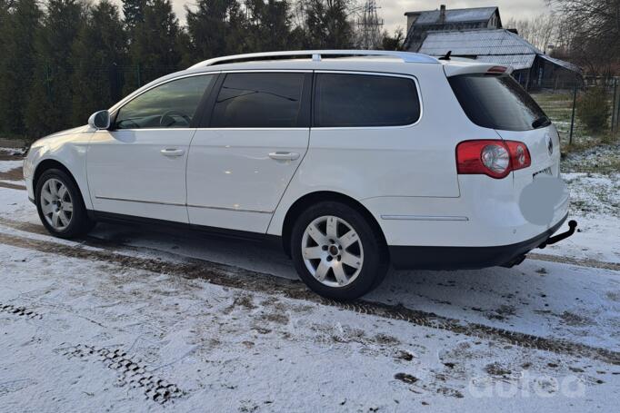 Volkswagen Passat B6 wagon 5-doors