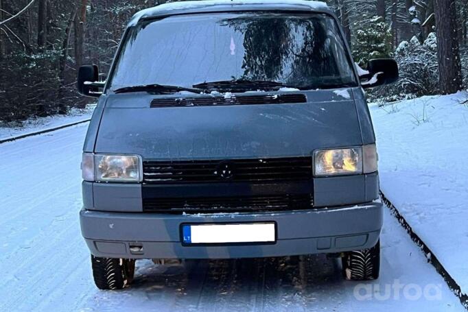 Volkswagen Caravelle T4 Minivan