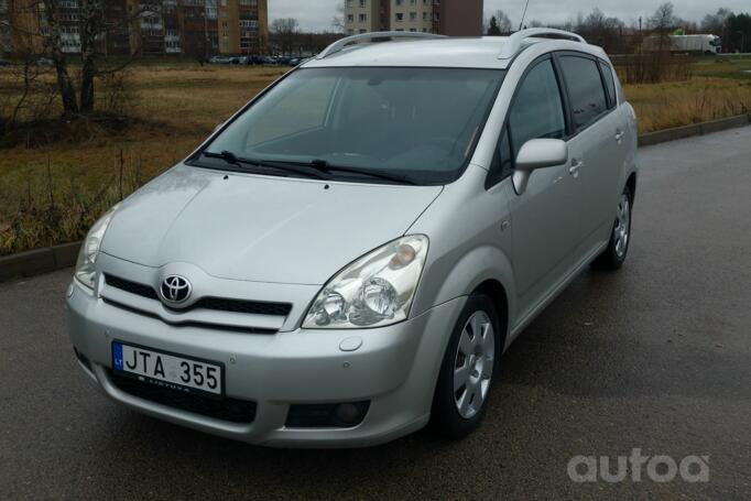 Toyota Corolla Verso 1 generation [restyling] -2 generation