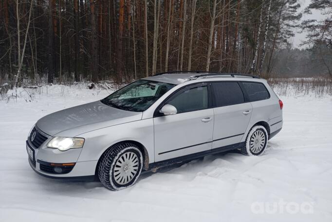 Volkswagen Passat B6 wagon 5-doors