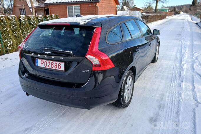 Volvo V60 1 generation [restyling] wagon 5-doors