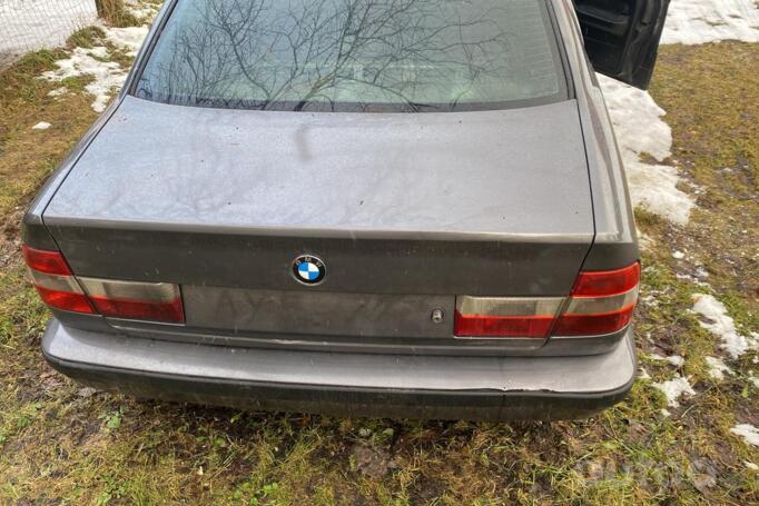 BMW 5 Series E34 Sedan