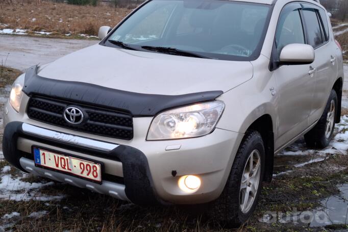 Toyota RAV4 3 generation Crossover