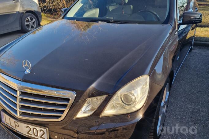 Mercedes-Benz E-Class W212/S212/C207/A207 wagon 5-doors