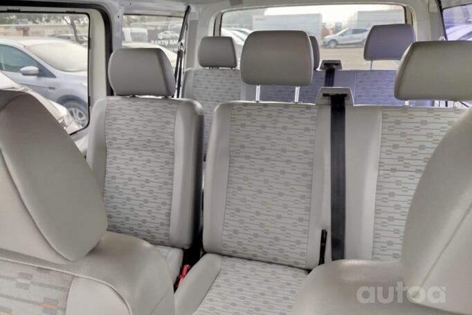 Volkswagen Transporter T5 [restyling] Kombi minivan 4-doors