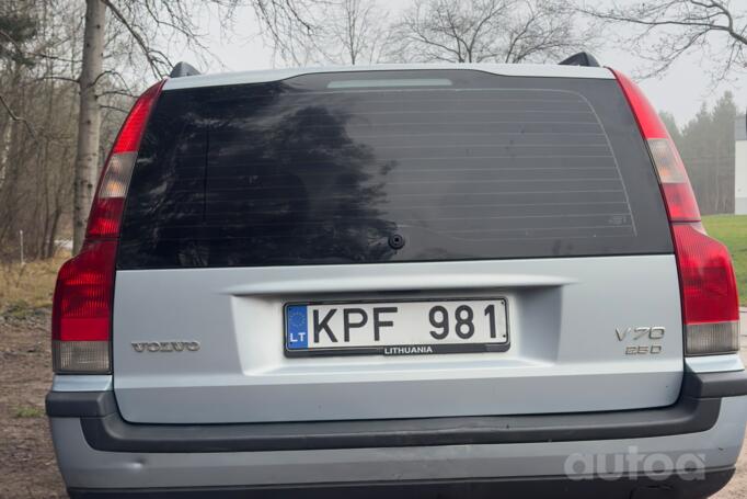 Volvo V70 2 generation wagon