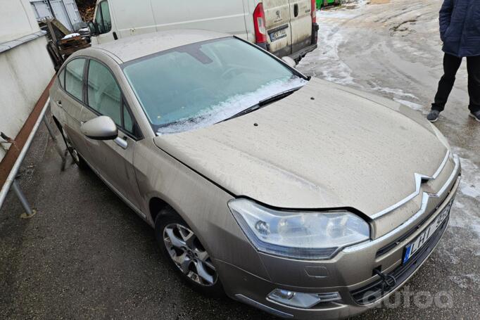 Citroen C5 2 generation Sedan