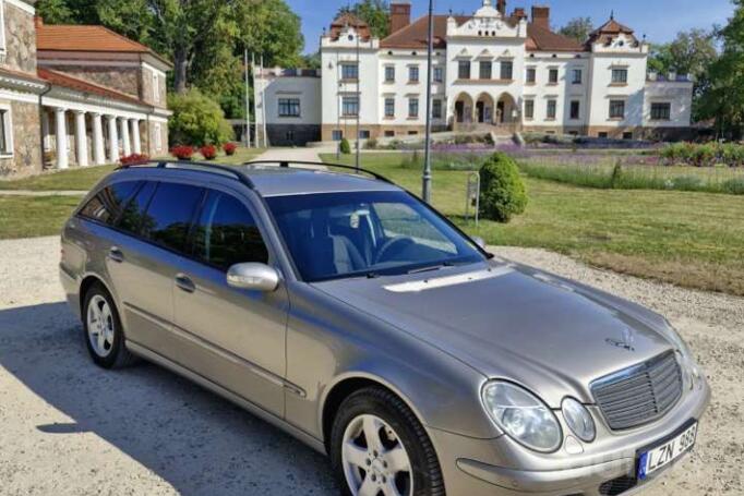 Mercedes-Benz E-Class W211 Sedan