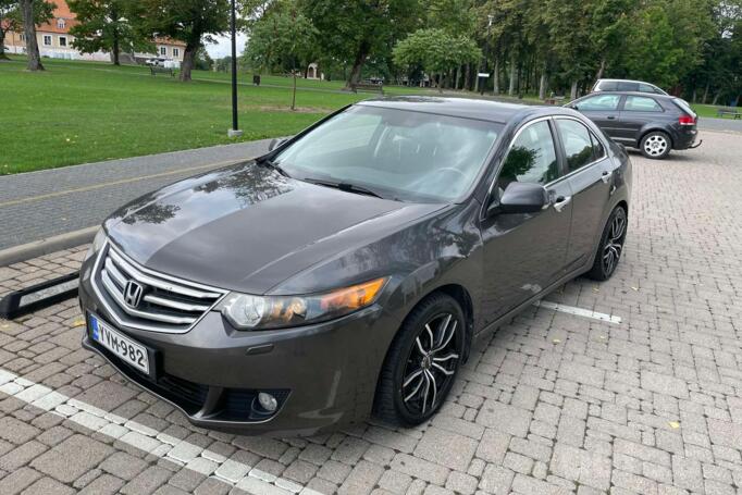 Honda Accord 8 generation Sedan 4-doors