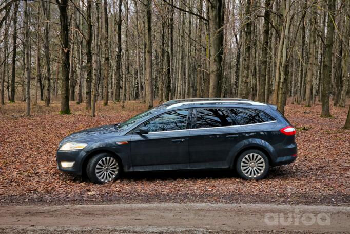 Ford Mondeo 4 generation wagon