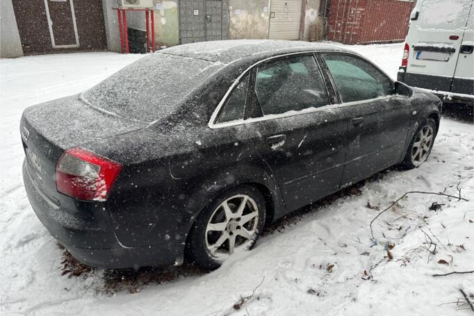 Audi A4 B6 Sedan