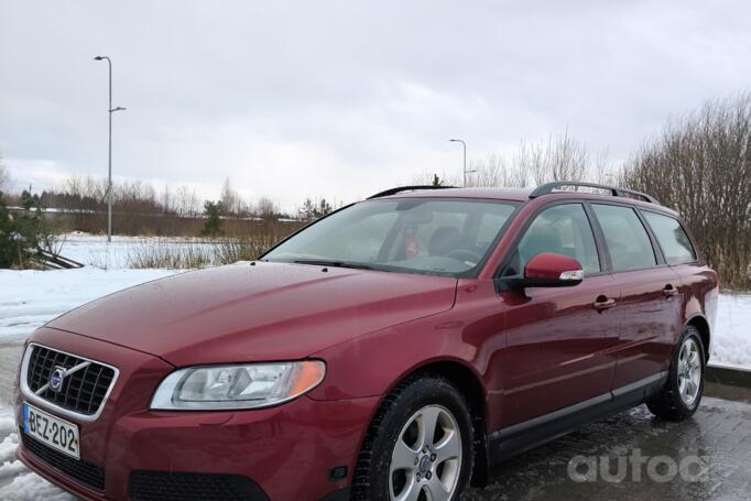 Volvo V70 3 generation wagon