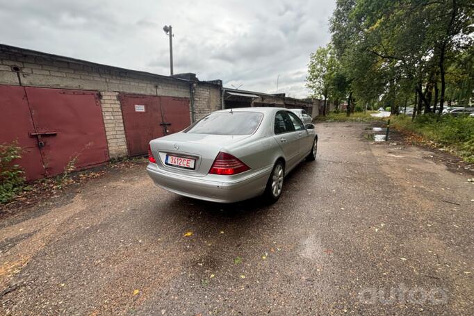 Mercedes-Benz S-Class W220 [restyling] Sedan 4-doors