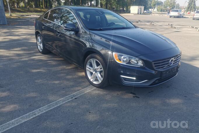 Volvo S60 2 generation [restyling] Sedan 4-doors