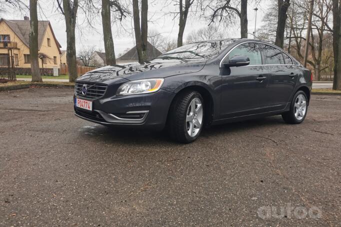 Volvo S60 2 generation [restyling] Sedan 4-doors