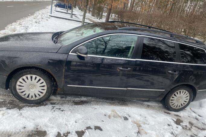 Volkswagen Passat B6 wagon 5-doors