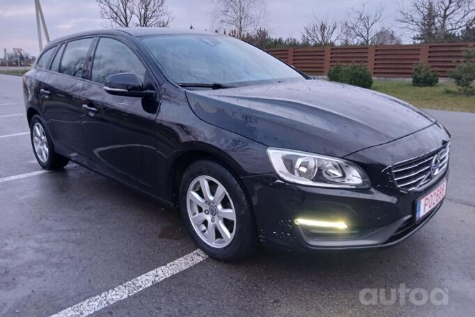 Volvo V60 1 generation [restyling] wagon 5-doors