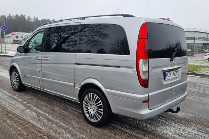 Mercedes-Benz Viano W639 Minivan