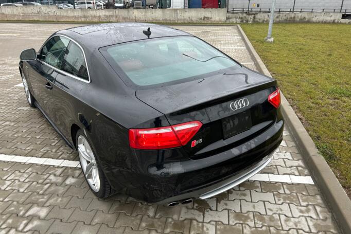 Audi S5 8T Coupe