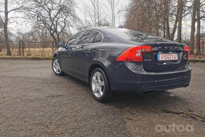 Volvo S60 2 generation [restyling] Sedan 4-doors