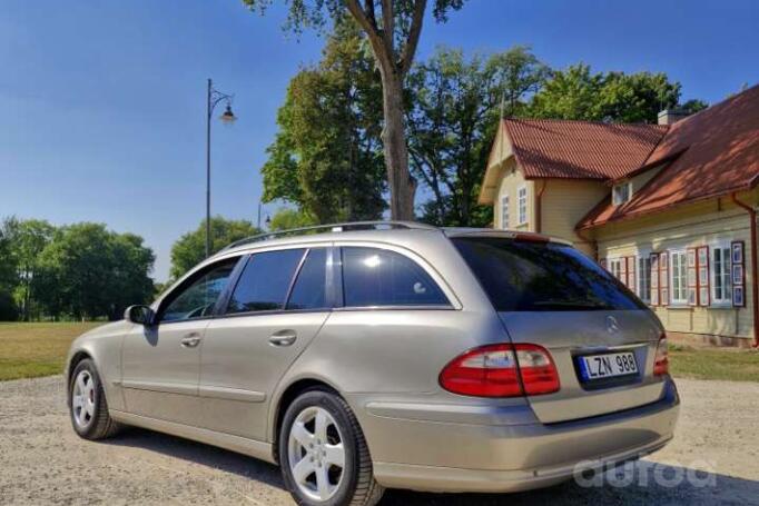 Mercedes-Benz E-Class W211 Sedan