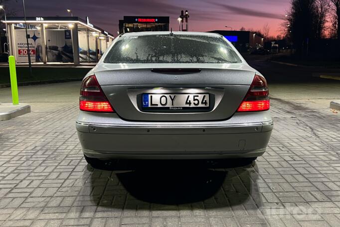 Mercedes-Benz E-Class W211 Sedan