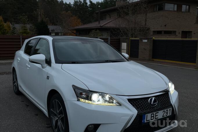 Lexus CT 1 generation [restyling] Hatchback 5-doors