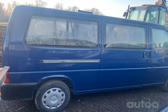 Volkswagen Transporter T4 Minivan 4-doors