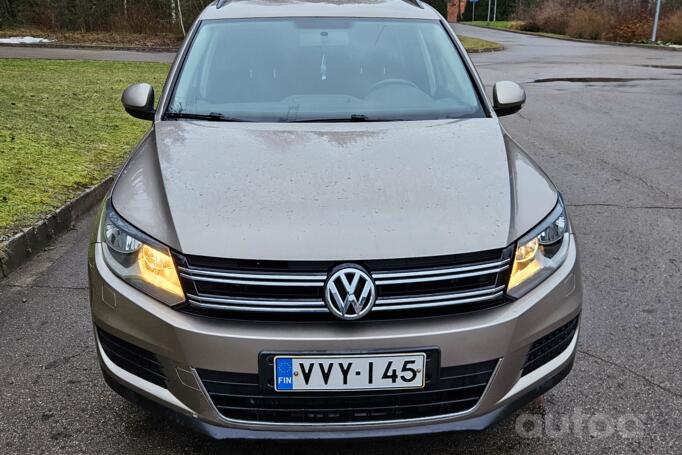 Volkswagen Tiguan 1 generation [restyling] Crossover