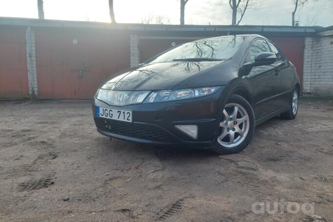 Honda Civic 8 generation [restyling] Hatchback 5-doors