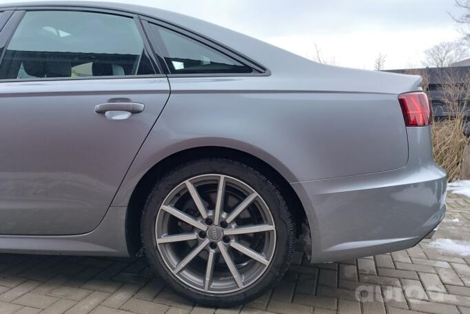 Audi A6 4G/C7 [restyling] Sedan