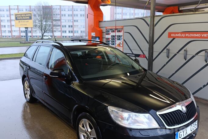 Skoda Octavia 2 generation [restyling] Combi wagon 5-doors