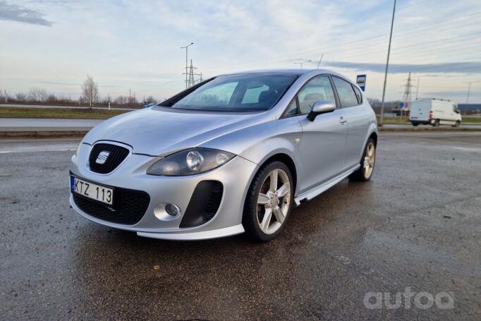 SEAT Leon 2 generation Hatchback 5-doors