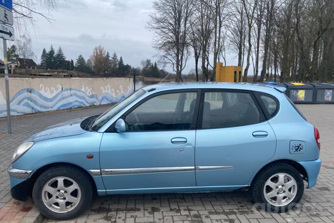 Daihatsu Sirion 1 generation [restyling] Hatchback