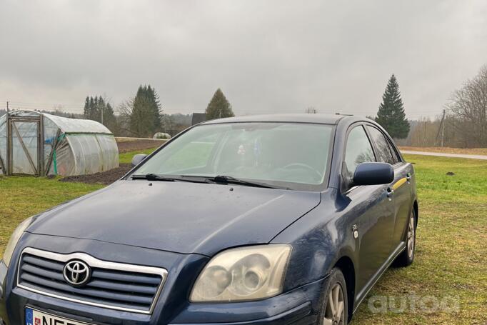 Toyota Avensis 2 generation Sedan