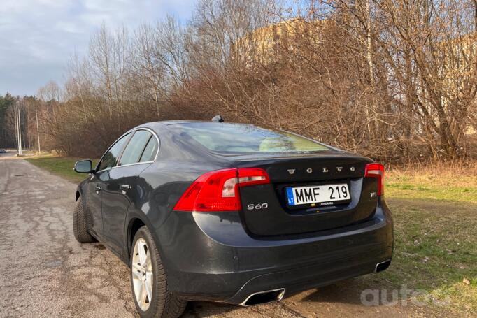 Volvo S60 2 generation [restyling] Sedan 4-doors