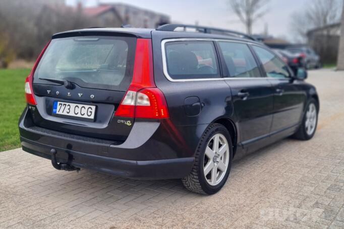 Volvo V70 3 generation wagon