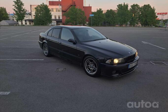 BMW 5 Series E39 Sedan 4-doors