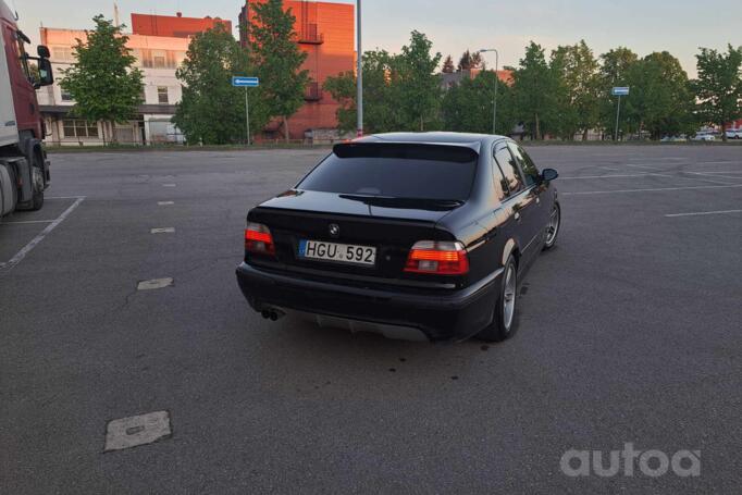 BMW 5 Series E39 Sedan 4-doors