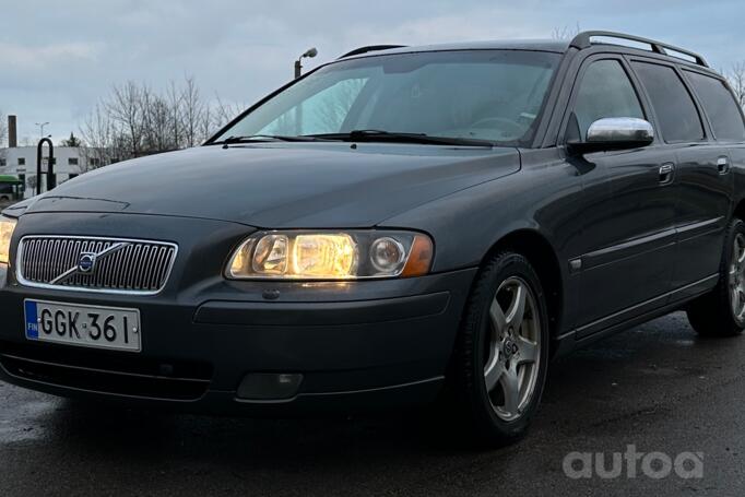 Volvo V70 2 generation [restyling] wagon 5-doors