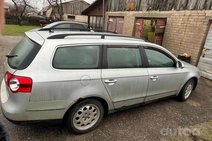 Volkswagen Passat B6 wagon 5-doors