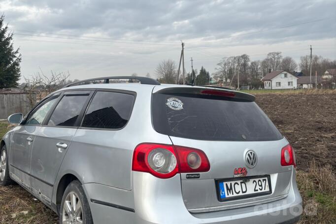 Volkswagen Passat B6 wagon 5-doors